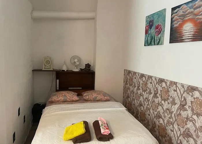 Frendlen Metsa Apartament Parnawa